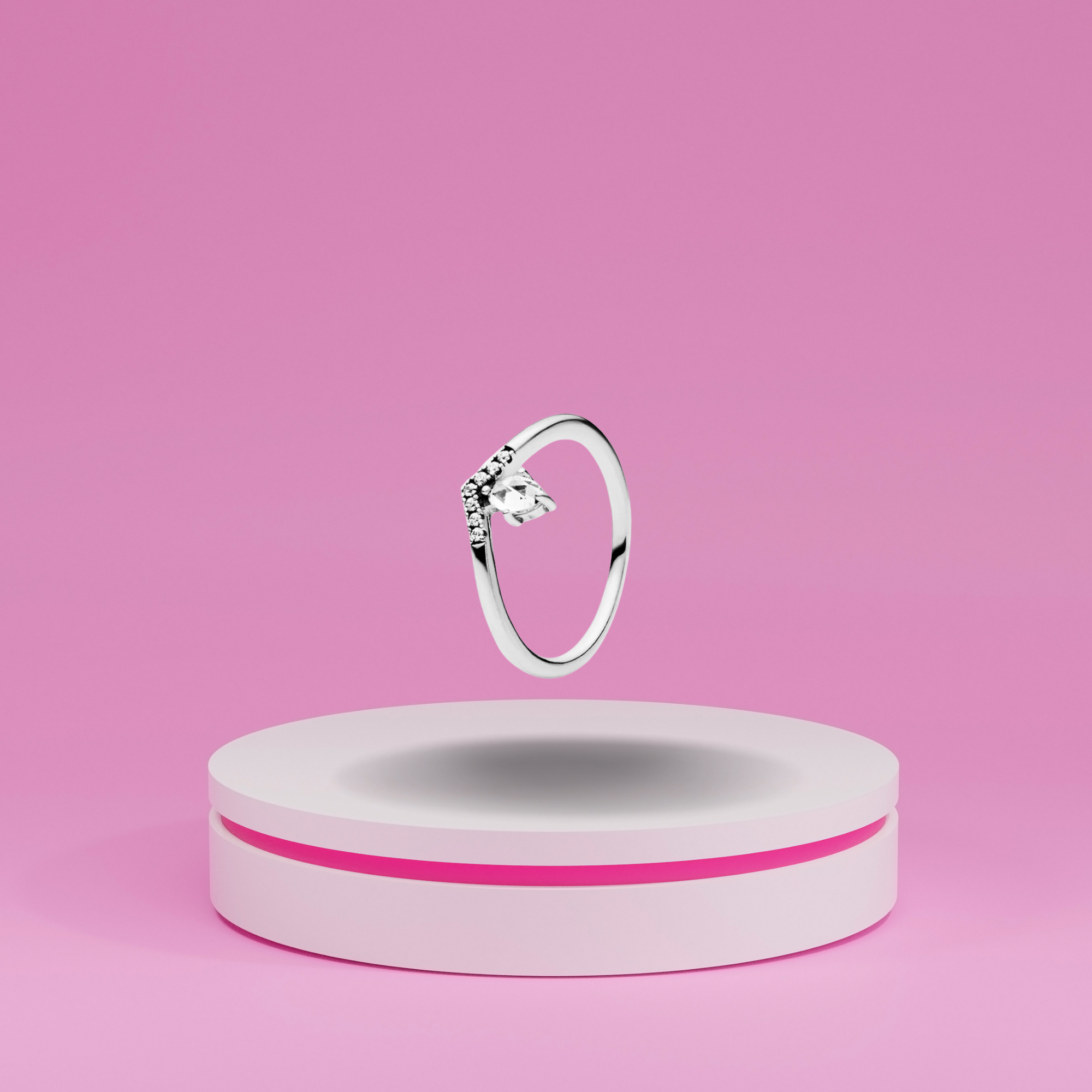 Anillo en Forma de V con Piedra Central Tipo Lágrima en Plata de Ley 925 para Mujer