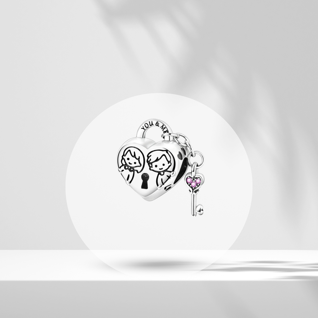 Charm Colgante Corazón con Llave y Grabado "You & Me" en Plata de Ley 925 Compatible con Pulseras Europeas