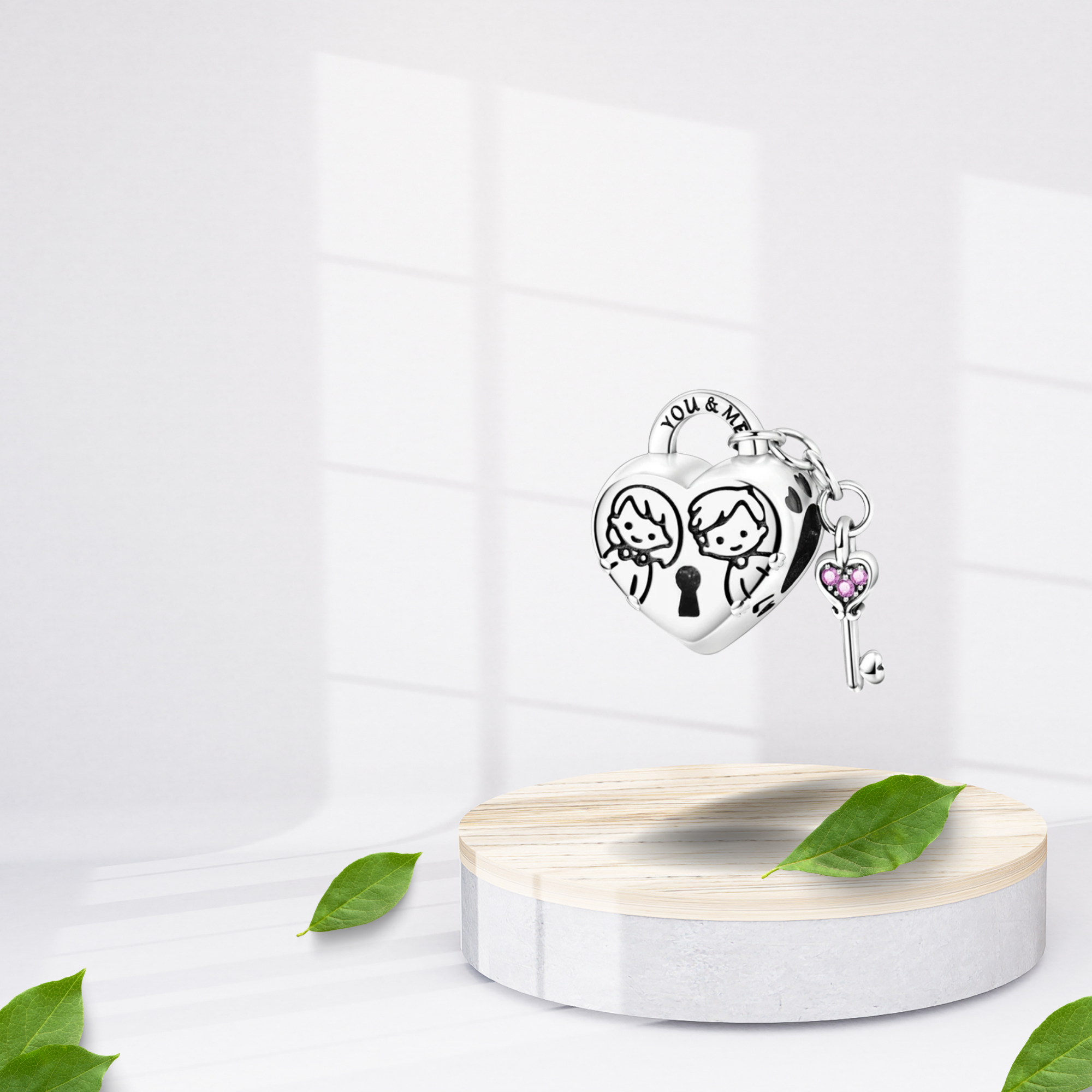 Charm Colgante Corazón con Llave y Grabado "You & Me" en Plata de Ley 925 Compatible con Pulseras Europeas