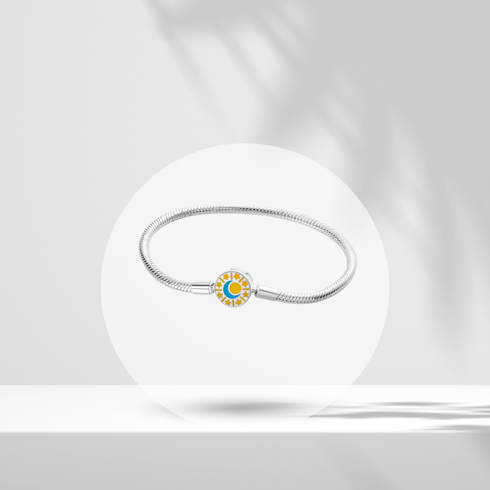 Pulsera Cadena de Serpiente con Cierre de Sol, Luna y Estrellas en Plata de Ley 925 Compatible con Charms Europeos