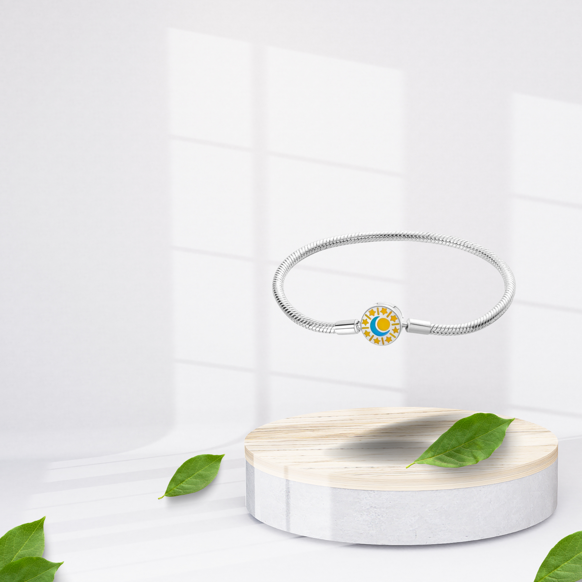 Pulsera Cadena de Serpiente con Cierre de Sol, Luna y Estrellas en Plata de Ley 925 Compatible con Charms Europeos